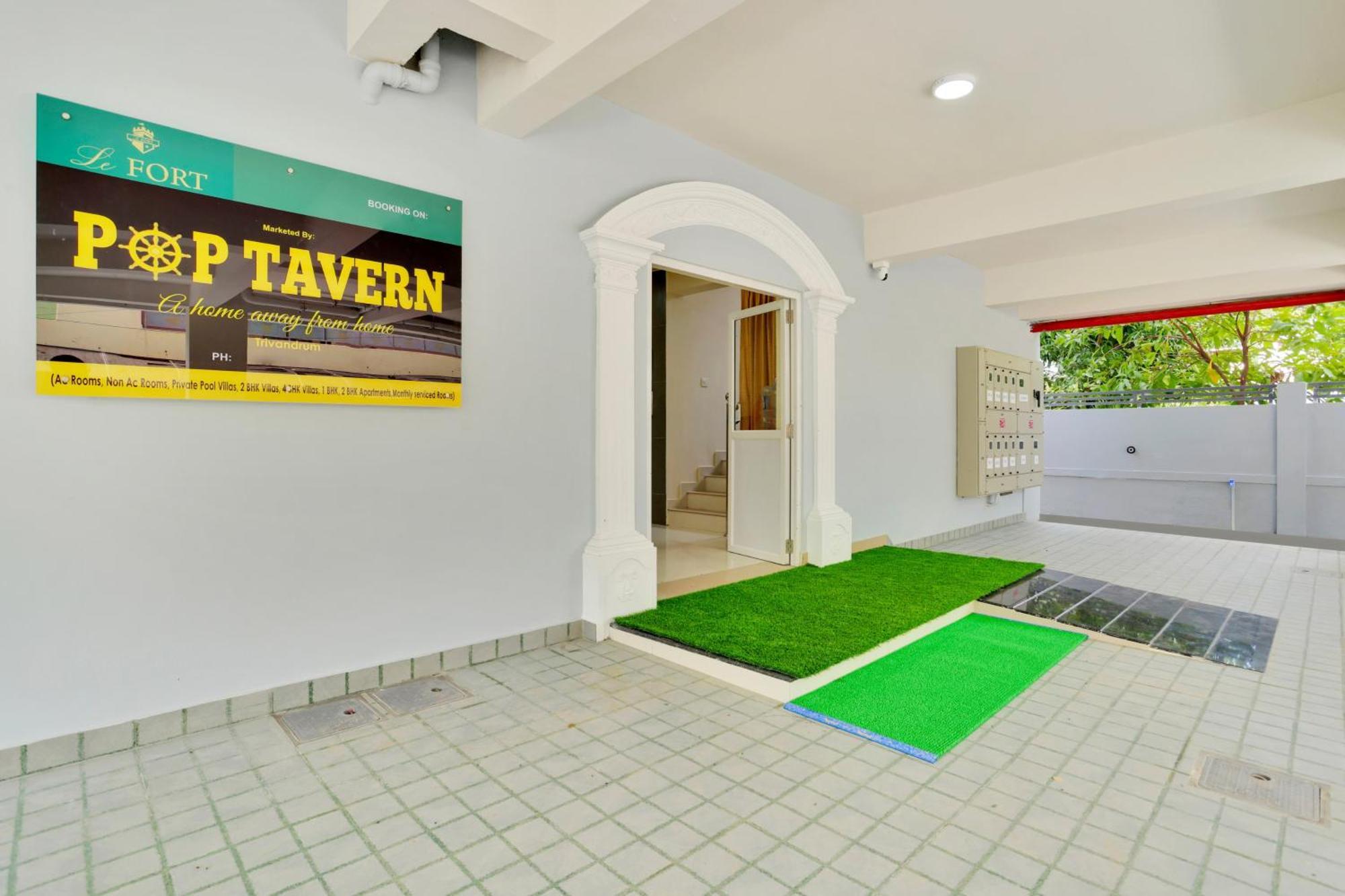Super Collection O Lefort Luxe By Poptavern Thiruvananthapuram Exterior photo